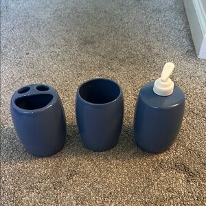 Stylish Blue Bathroom Set - 3 pieces